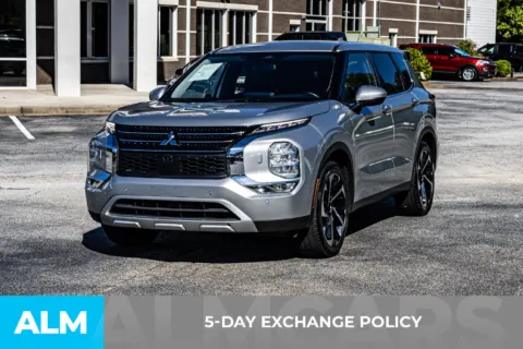 Another view of 2024 Mitsubishi Outlander SE for sale in Newnan, GA at ALM Newnan