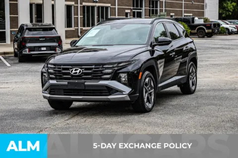 Another view of 2025 Hyundai Tucson SEL for sale in Newnan, GA at ALM Newnan