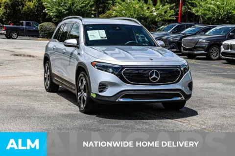 More photos of 2023 Mercedes-Benz EQB 300 at ALM Newnan, GA