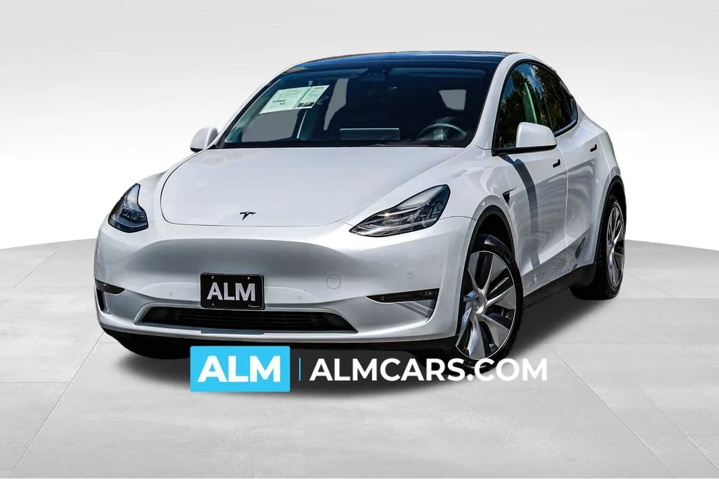 White 2022 Tesla Model Y Long Range for sale in Newnan, GA