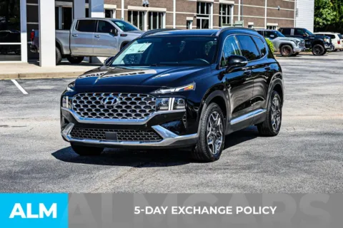 More photos of 2023 Hyundai Santa Fe Limited at ALM Newnan, GA