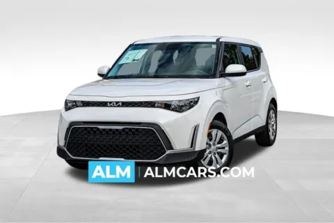 White 2024 Kia Soul LX for sale in Newnan, GA