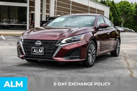More photos of 2023 Nissan Altima 2.5 SV at ALM Newnan, GA