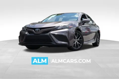 Gray 2022 Toyota Camry SE for sale in Newnan, GA