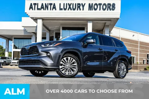 Another view of 2024 Toyota Highlander Hybrid Platinum for sale in Newnan, GA at ALM Newnan