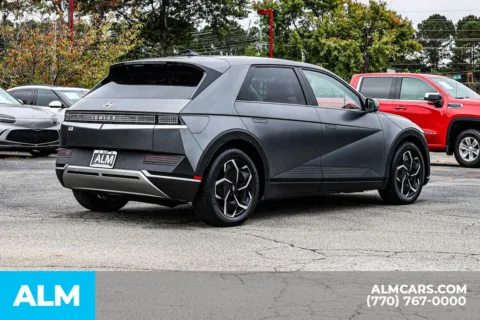 More photos of 2022 Hyundai IONIQ 5 SEL at ALM Newnan, GA