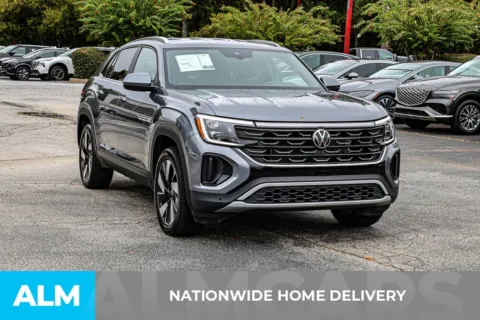 More photos of 2024 Volkswagen Atlas Cross Sport 2.0T SE w/Technology at ALM Newnan, GA