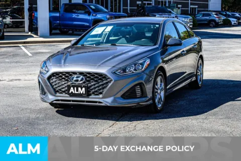 More photos of 2019 Hyundai Sonata SEL at ALM Newnan, GA
