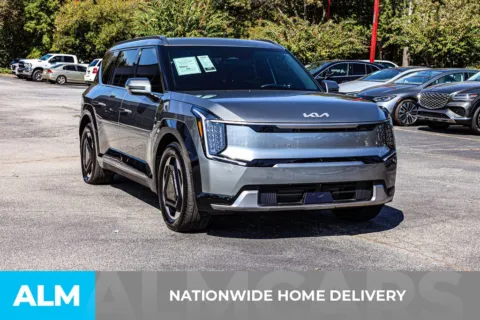 More photos of 2024 Kia EV9 Land at ALM Newnan, GA