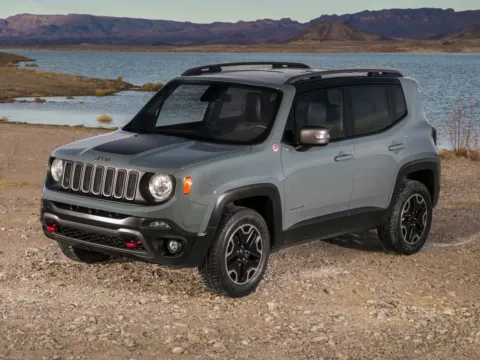 White 2016 Jeep Renegade Trailhawk for sale in Newnan, GA