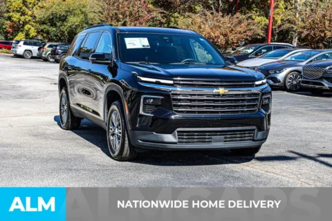 More photos of 2024 Chevrolet Traverse LT at ALM Newnan, GA