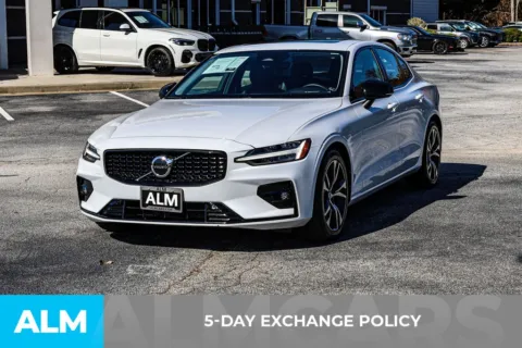 More photos of 2024 Volvo S60 B5 Core Dark Theme at ALM Newnan, GA