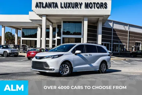 Another view of 2024 Toyota Sienna XLE for sale in Newnan, GA at ALM Newnan