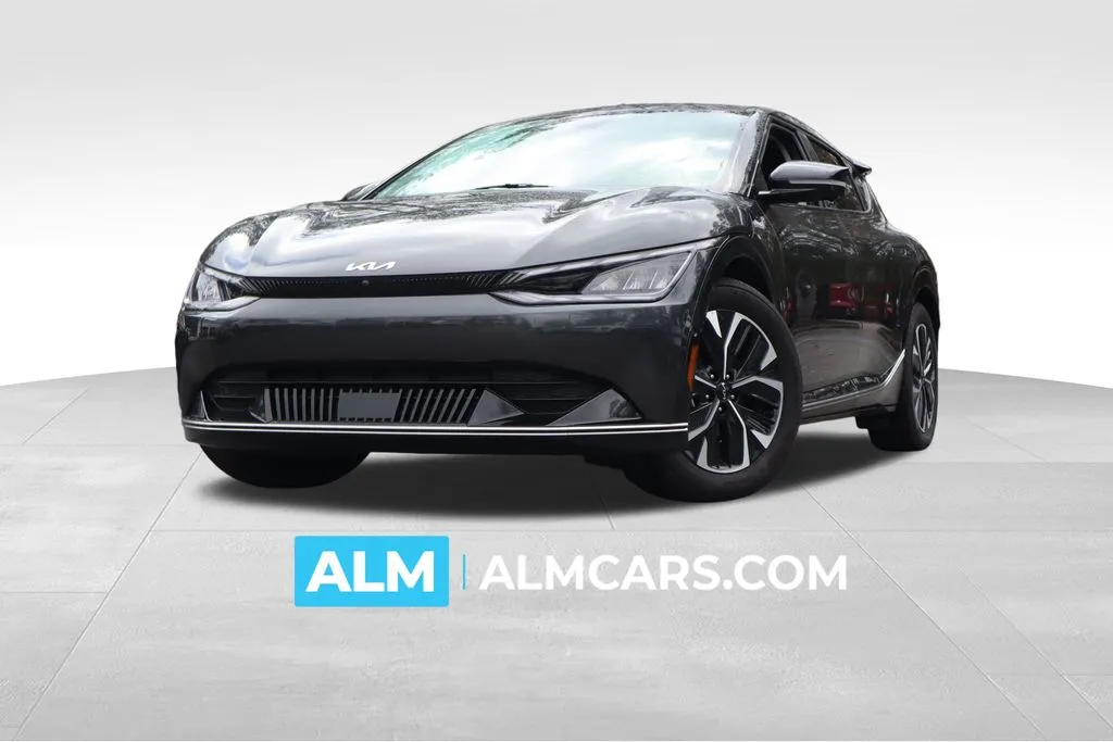 Used 2024 Kia EV6 Wind with VIN KNDC34LA8R5178545 for sale in Lumberton, NC