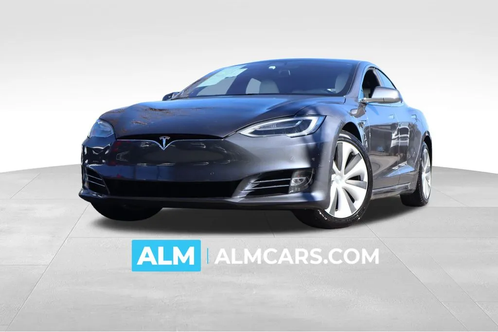 2020 Tesla Model S Long Range Plus's photo