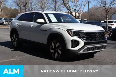 More photos of 2025 Volkswagen Atlas Cross Sport 2.0T SE w/Technology at ALM Roswell, GA
