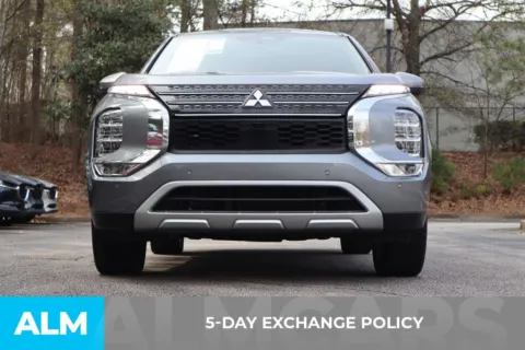 More photos of 2024 Mitsubishi Outlander SE at ALM Roswell, GA