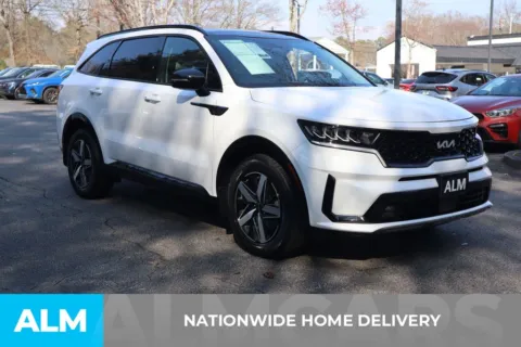 More photos of 2023 Kia Sorento EX at ALM Roswell, GA