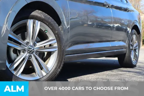 Photos of 2024 Volkswagen Jetta 1.5T SE for sale in Roswell, GA at ALM Roswell