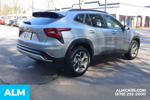 More photos of 2025 Chevrolet Trax LT at ALM Roswell, GA