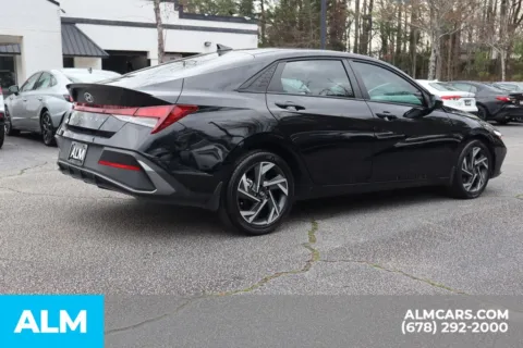 More photos of 2025 Hyundai Elantra SEL Sport at ALM Roswell, GA