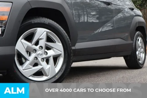 Photos of 2025 Hyundai Kona SE for sale in Roswell, GA at ALM Roswell