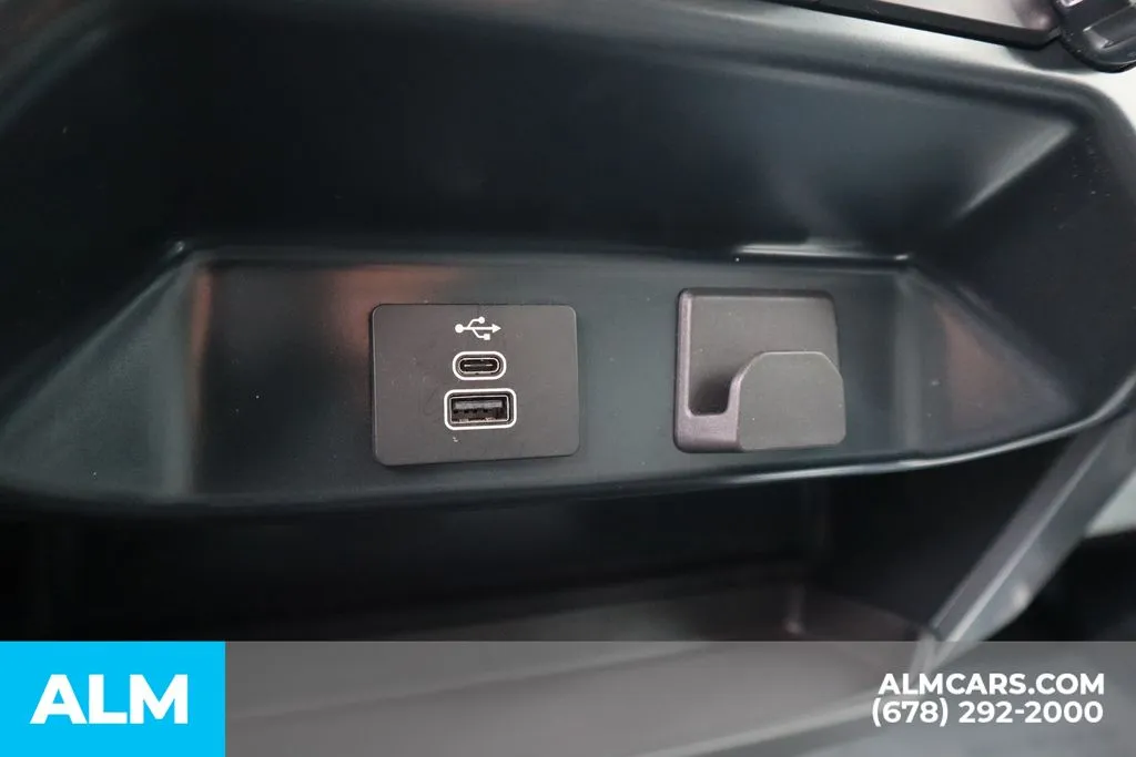 2025 Ford F-150 XLT - Photo 31