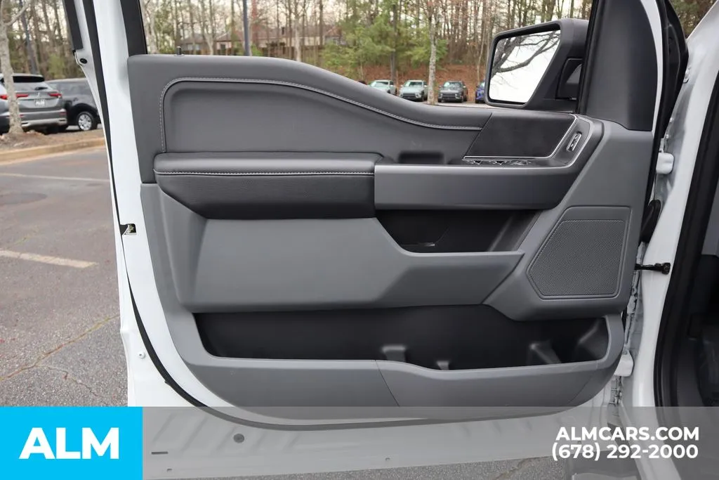 2025 Ford F-150 XLT - Photo 10