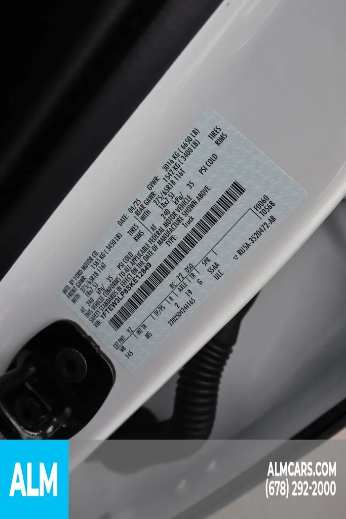 2025 Ford F-150 XLT - Photo 36