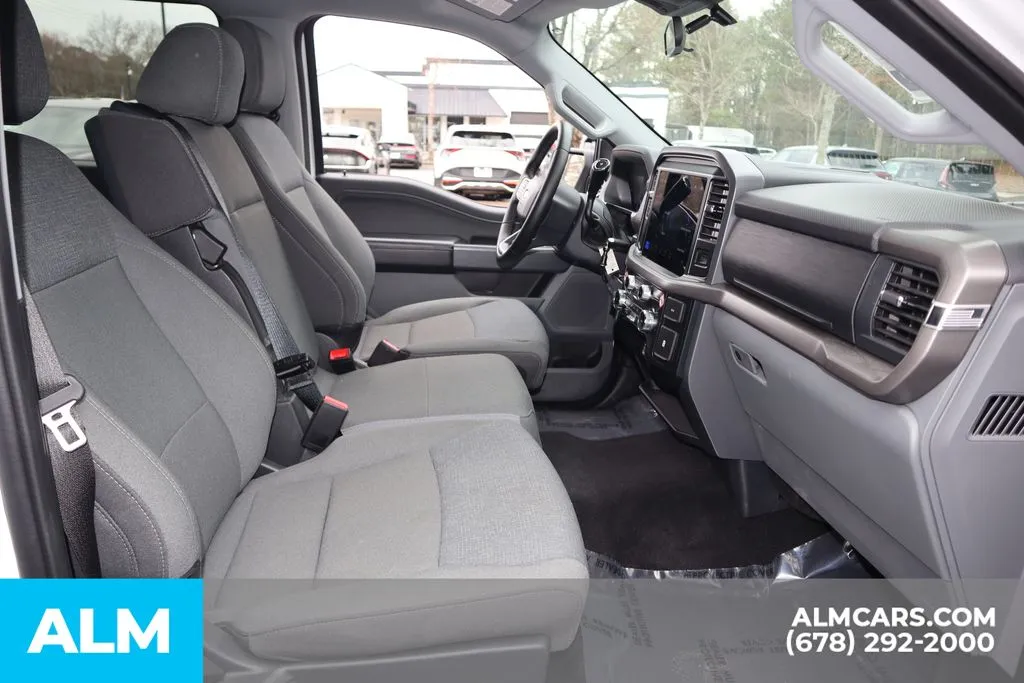 2025 Ford F-150 XLT - Photo 24