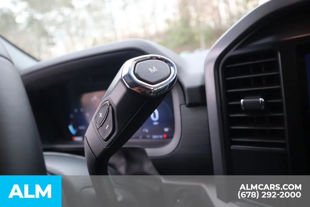 2025 Ford F-150 XLT - Photo 28