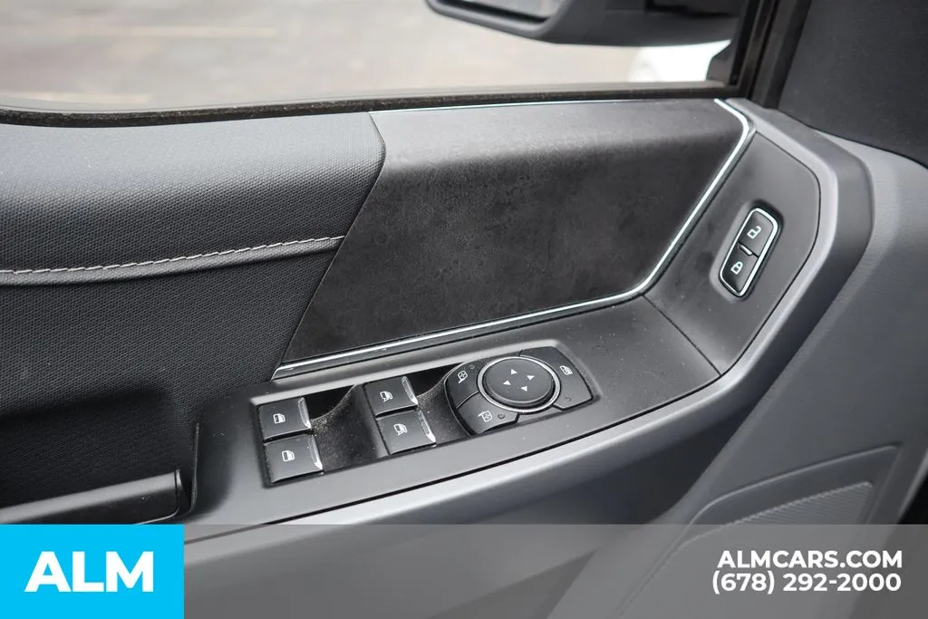 2025 Ford F-150 XLT - Photo 11