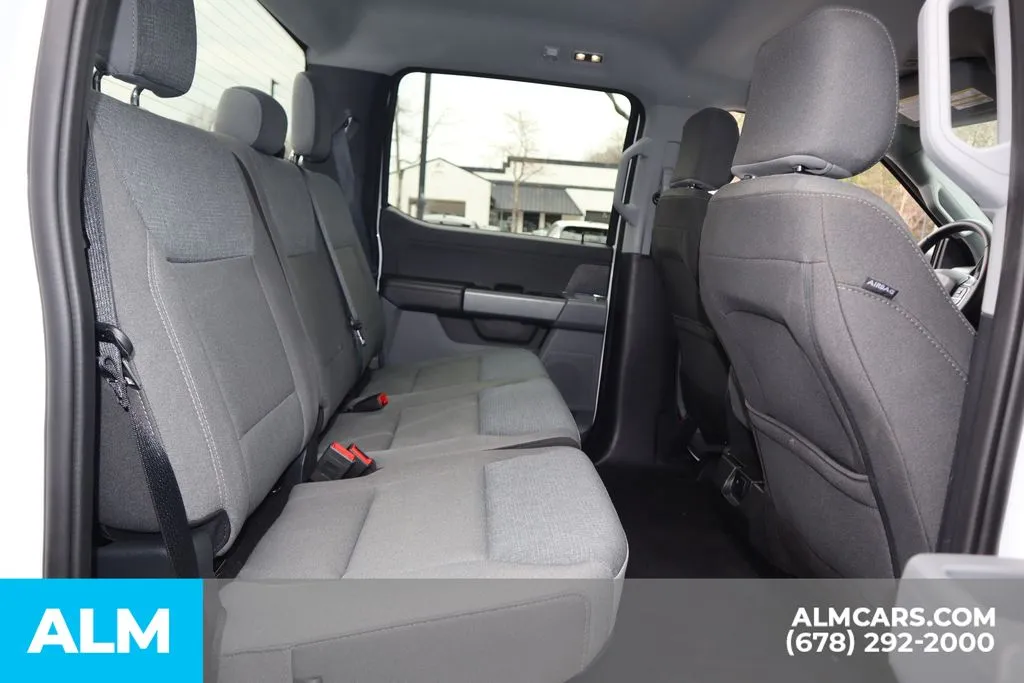2025 Ford F-150 XLT - Photo 18