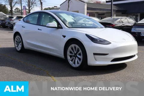 More photos of 2023 Tesla Model 3 at ALM Roswell, GA