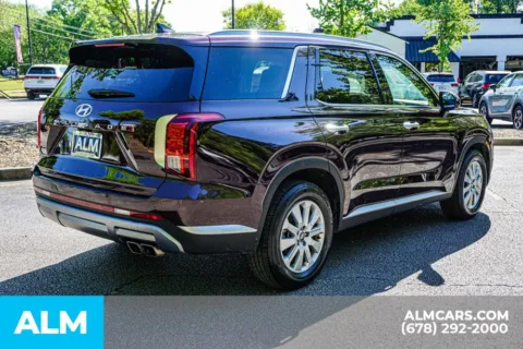 More photos of 2025 Hyundai Palisade SEL at ALM Roswell, GA