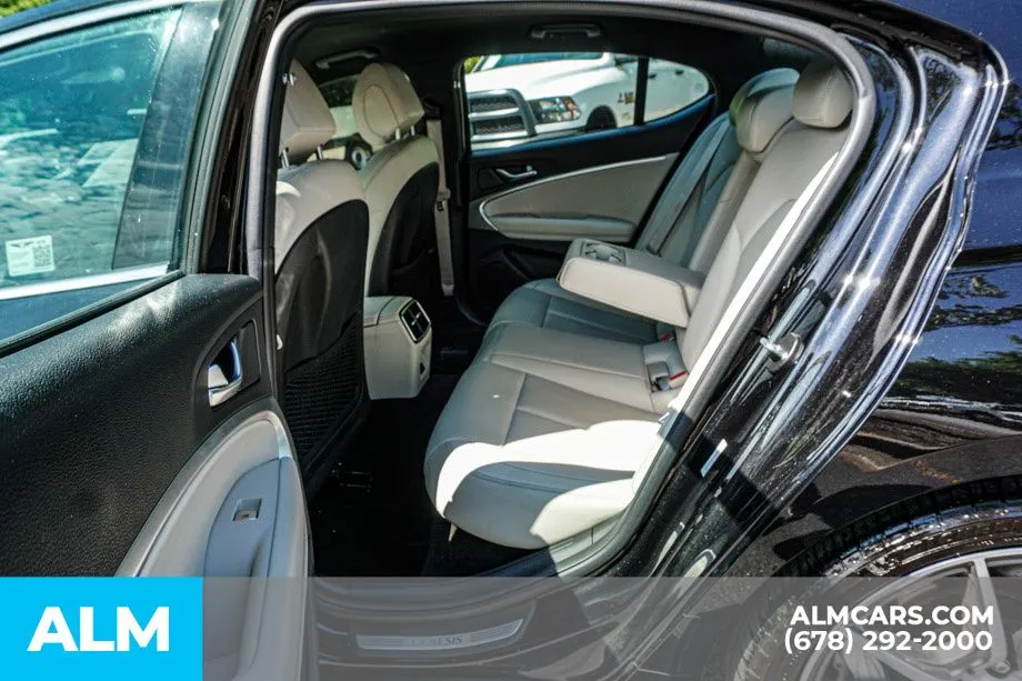 2025 GENESIS G70 Standard - Photo 21