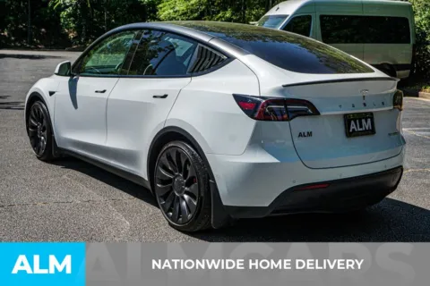 More photos of 2022 Tesla Model Y Performance at ALM Roswell, GA