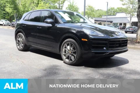 More photos of 2023 Porsche Cayenne Turbo at ALM Roswell, GA