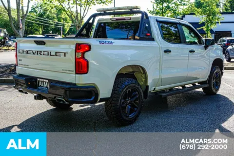 More photos of 2021 Chevrolet Silverado 1500 Custom Trail Boss at ALM Roswell, GA