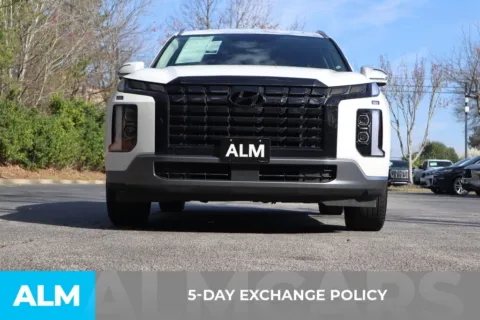 More photos of 2025 Hyundai Palisade SEL at ALM Roswell, GA