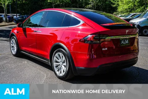 More photos of 2020 Tesla Model X Long Range at ALM Roswell, GA