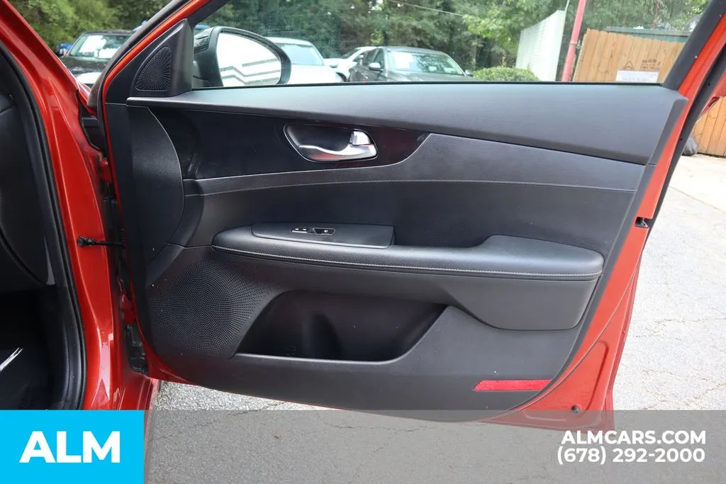 2021 Kia Forte GT-Line - Photo 24