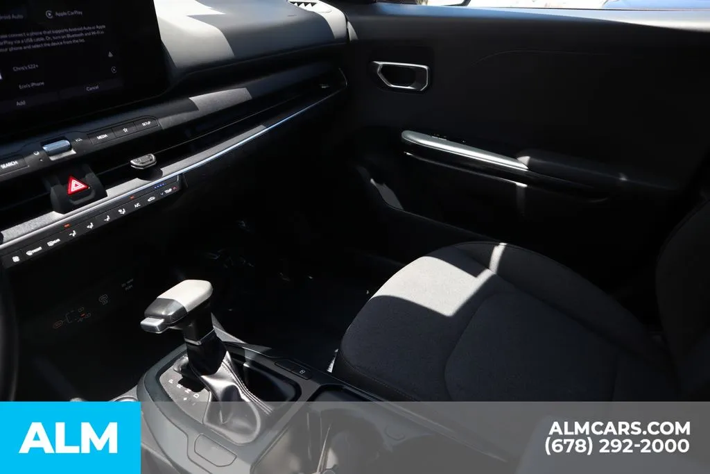2025 Kia K4 LXS - Photo 34