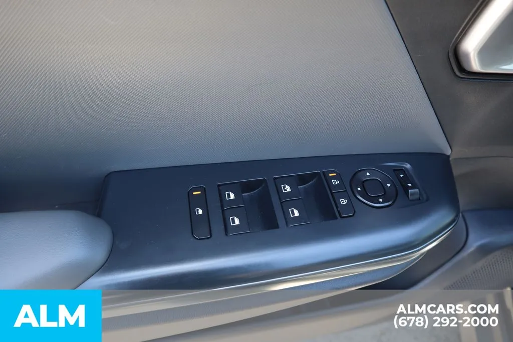 2025 Kia K4 LXS - Photo 15
