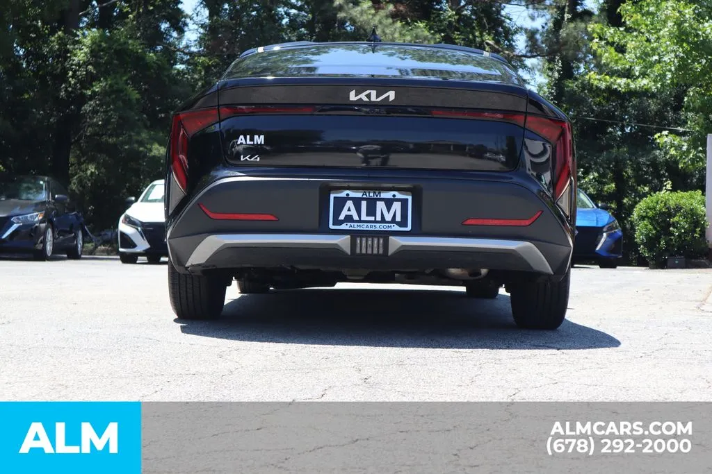 2025 Kia K4 LXS - Photo 6