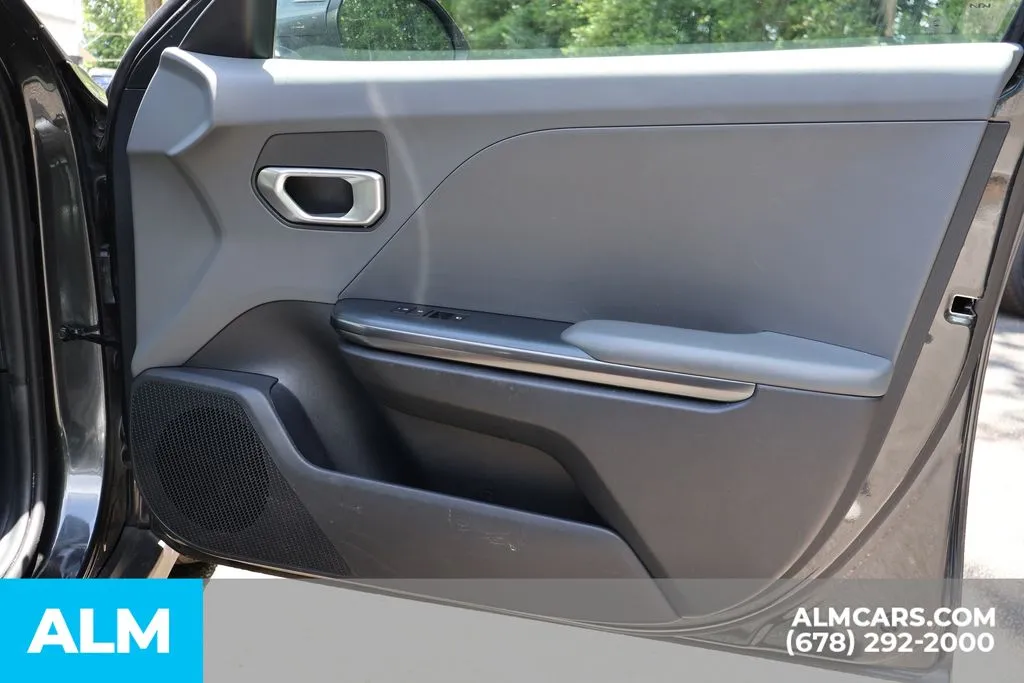 2025 Kia K4 LXS - Photo 27