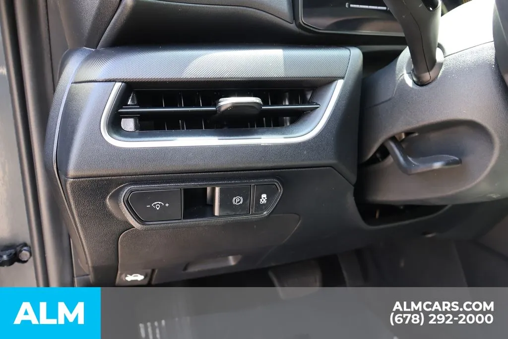 2025 Kia K4 LXS - Photo 12