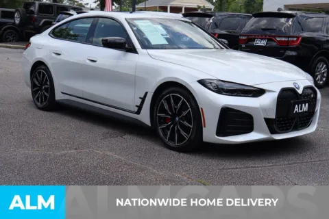 More photos of 2023 BMW i4 eDrive40 at ALM Roswell, GA