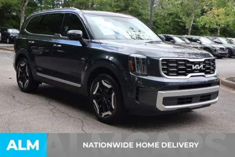 More photos of 2024 Kia Telluride S at ALM Roswell, GA