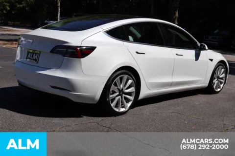 More photos of 2018 Tesla Model 3 Long Range at ALM Roswell, GA